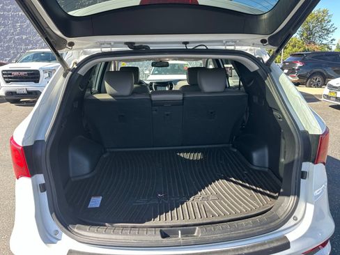 Used 2017 Hyundai Santa Fe Sport FWD image 7