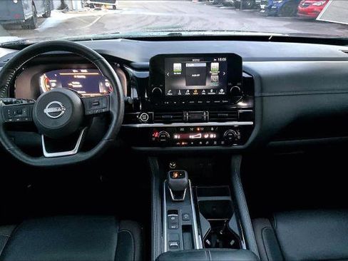 Certified 2023 Nissan Pathfinder Platinum w/ Cargo Package image 14