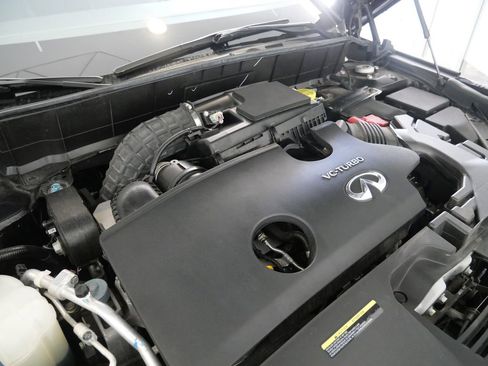 Used 2023 INFINITI QX55 Essential AWD/4WD image 11