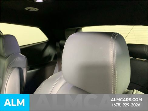 Used 2024 Buick Enclave Premium image 27