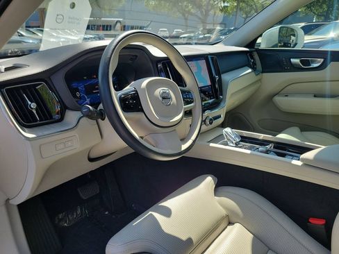 Used 2023 Volvo XC60 T8 Ultimate w/ Climate Package AWD/4WD image 21