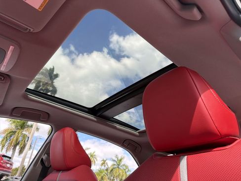 Used 2020 Toyota Camry XSE image 32