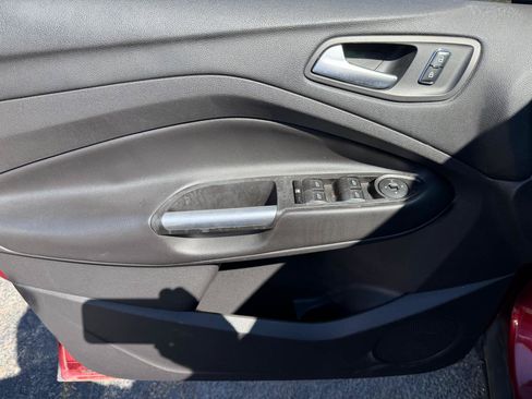 Used 2013 Ford Escape SE AWD/4WD image 9