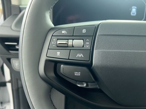 New 2025 Kia EV6 Wind image 18