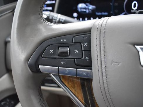 Used 2023 Cadillac Escalade ESV Premium Luxury Platinum w/ Heavy-Duty Trailer Package image 16