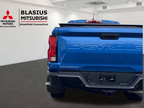 Used 2023 Chevrolet Colorado Z71 image 25