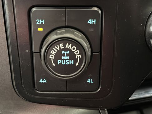 Used 2024 Ford F150 Lariat w/ Equipment Group 502A High AWD/4WD image 37