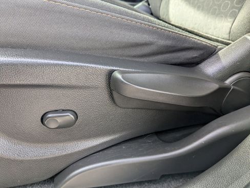 Used 2021 Chevrolet Trax LS w/ Tint and Cruise Package image 19