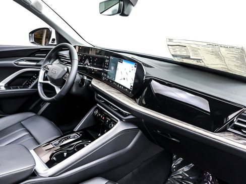 New 2025 Audi Q5 Premium Plus image 5