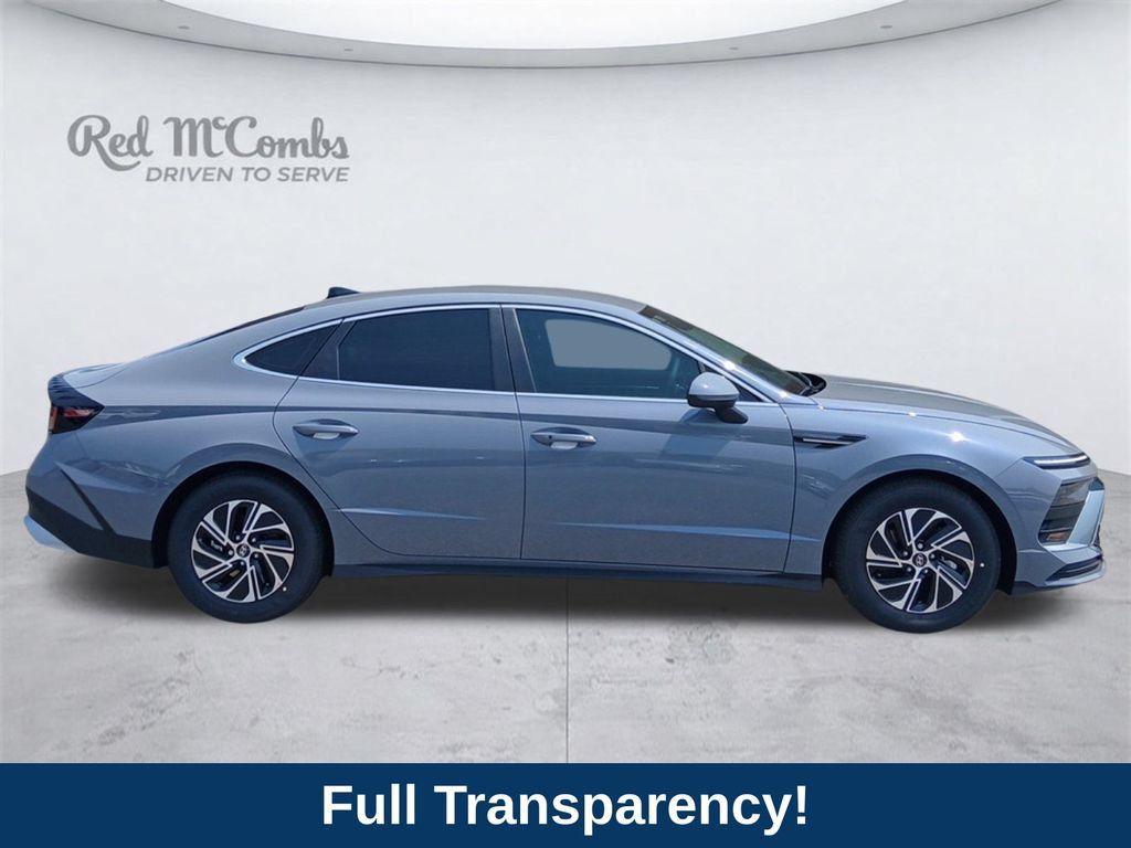 New 2026 Hyundai Sonata Blue FWD image 6