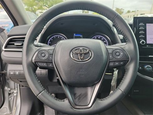 Used 2023 Toyota Camry SE image 15
