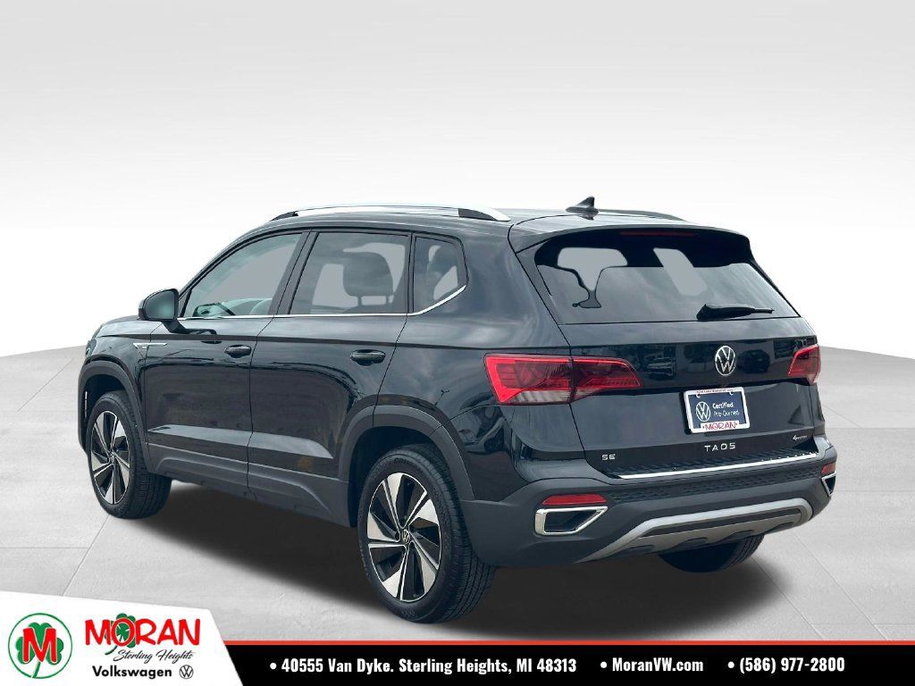 Certified 2024 Volkswagen Taos SE AWD/4WD image 3