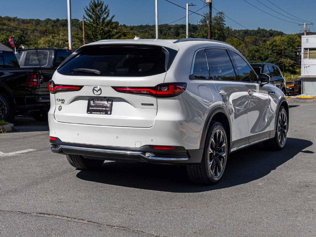 Used 2024 MAZDA CX-90 Plug-In Hybrid w/ Premium Pkg AWD/4WD image 6