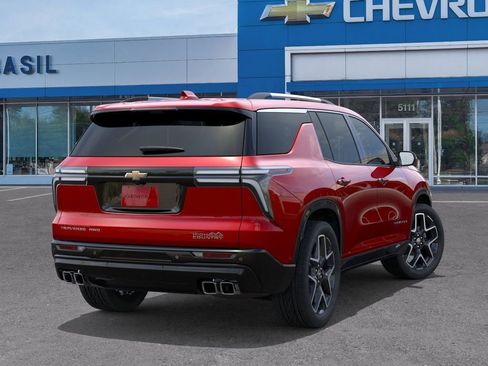 New 2026 Chevrolet Traverse High Country w/ LPO, Floor Liner Package AWD/4WD image 4