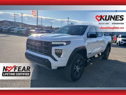 Used 2024 GMC Canyon AT4 image 6