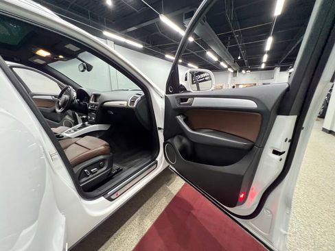 Used 2017 Audi Q5 2.0T Premium Plus image 33