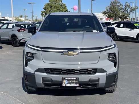 Used 2026 Chevrolet Silverado EV LT image 23