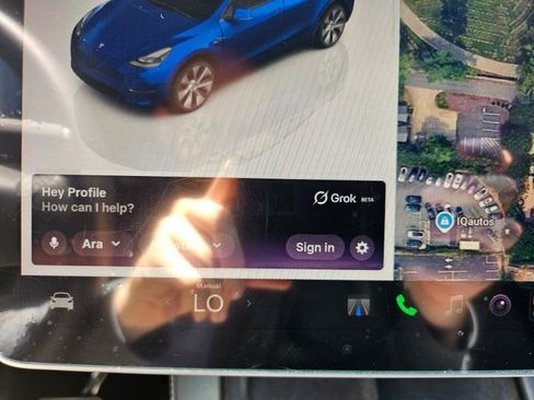 Used 2023 Tesla Model Y Long Range AWD/4WD image 47