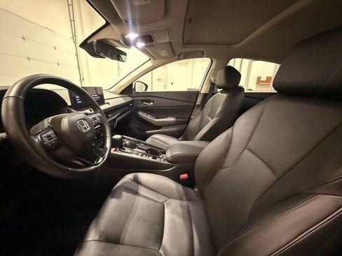 Used 2025 Honda Accord EX-L image 16