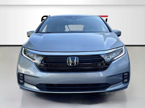 Used 2023 Honda Odyssey EX-L image 2