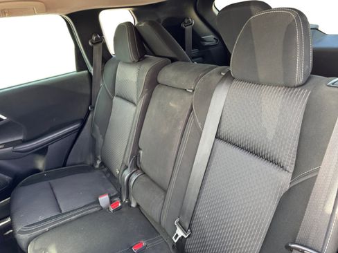 Used 2023 Mitsubishi Outlander ES image 16