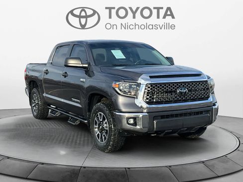 Used 2021 Toyota Tundra SR5 w/ TRD Off-Road Package image 8