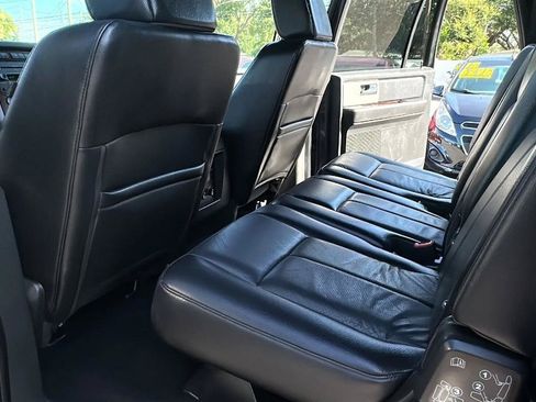 Used 2007 Ford Expedition EL Limited RWD image 25