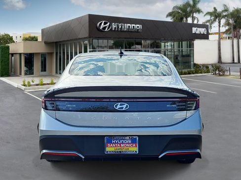 Certified 2026 Hyundai Sonata SE FWD image 4