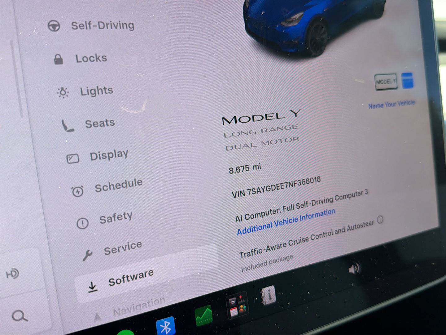 Used 2022 Tesla Model Y Long Range AWD/4WD image 21