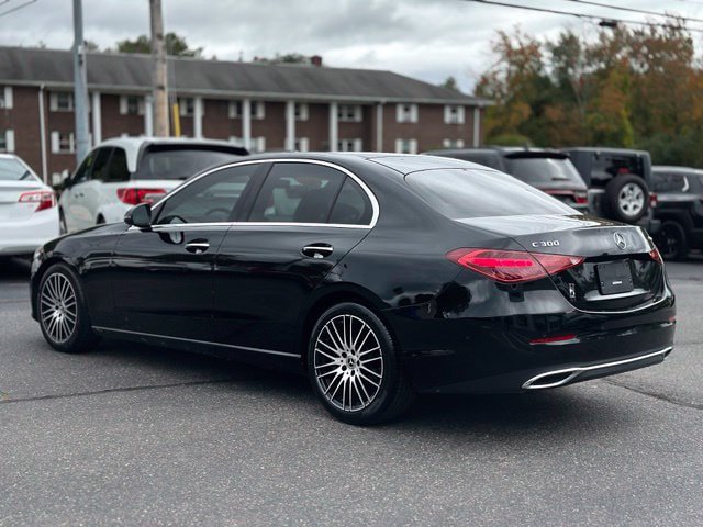 Used 2023 Mercedes-Benz C 300 4MATIC Sedan image 4