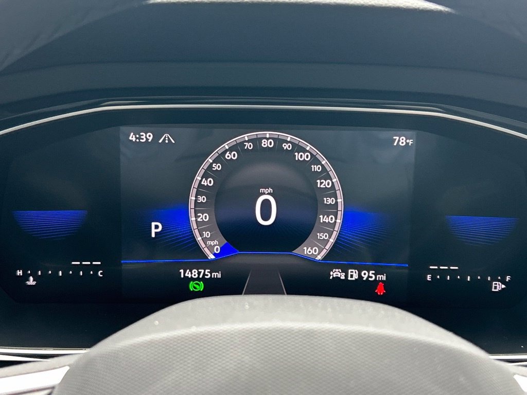 Certified 2024 Volkswagen Jetta SE FWD image 26