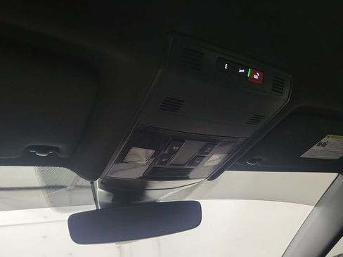 Used 2025 Volkswagen Jetta Sport image 15