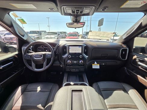 Used 2021 GMC Sierra 2500 Denali w/ Denali Ultimate Package image 27