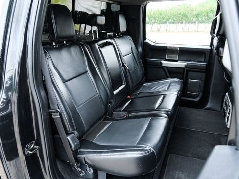 Used 2019 Ford F250 Lariat w/ Lariat Ultimate Package AWD/4WD image 35