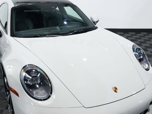 Used 2020 Porsche 911 Carrera 4S image 12