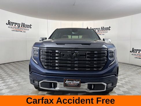 Used 2023 GMC Sierra 1500 Denali Ultimate AWD/4WD image 3