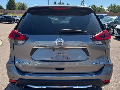 Used 2019 Nissan Rogue SV AWD/4WD image 5