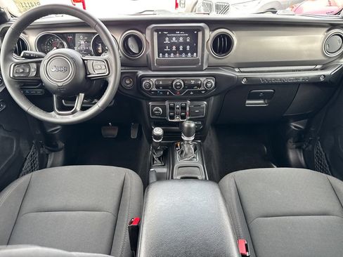 Certified 2023 Jeep Wrangler Unlimited AWD/4WD image 22