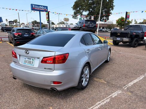 Used 2006 Lexus IS 250 w/ Preferred Accessory Pkg RWD image 19