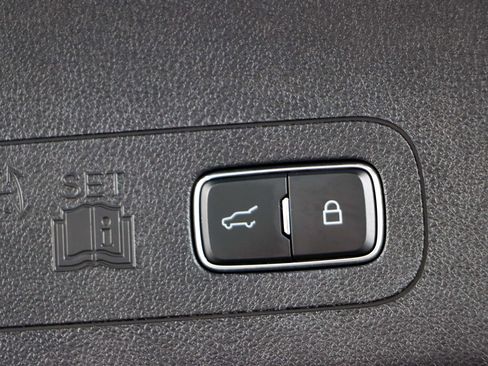 Used 2025 Lincoln Aviator Reserve w/ Equipment Group 201A AWD/4WD image 33
