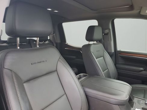 Certified 2024 GMC Sierra 1500 Denali w/ Denali Reserve Package AWD/4WD image 16