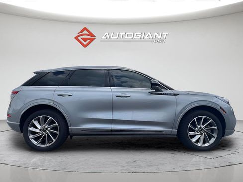 Used 2021 Lincoln Corsair Grand Touring image 12