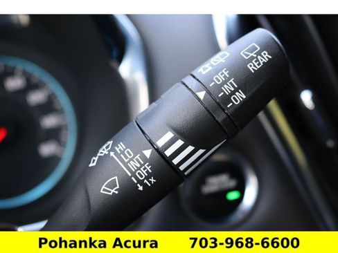 Used 2023 Chevrolet Traverse RS image 18