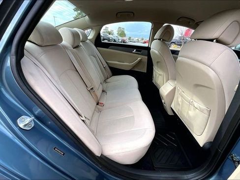 Used 2016 Hyundai Sonata SE image 19