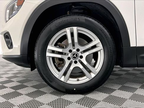 Used 2022 Mercedes-Benz GLB 250 image 8