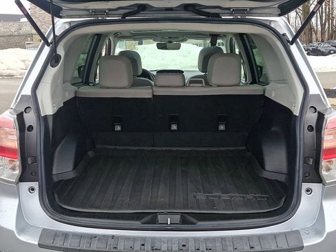 Used 2018 Subaru Forester 2.5i Limited w/ Popular Package #3B image 28