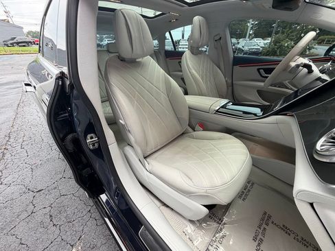 Used 2023 Mercedes-Benz EQS 450+ Sedan image 33