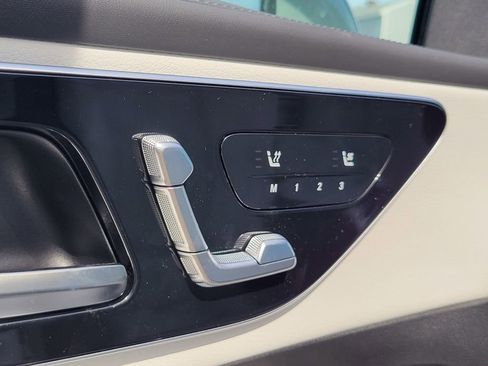 New 2026 Mercedes-Benz GLC 300 4MATIC image 17