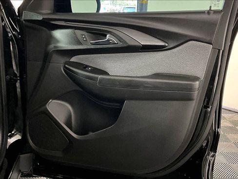 Used 2023 Chevrolet TrailBlazer LT w/ Convenience Package image 22