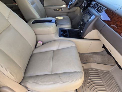 Used 2013 GMC Yukon XL SLT RWD image 13